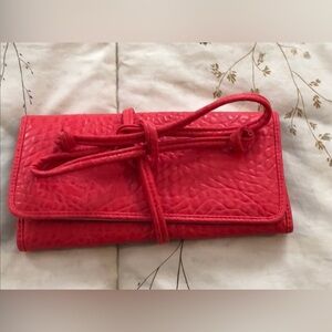 Gorjana jewelry travel pouch.